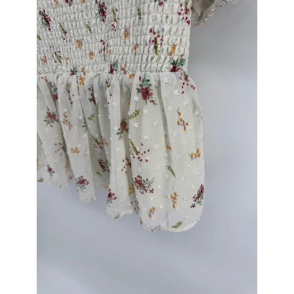 Q+A Los Angeles Floral Smocked Peplum Top Swiss Dot Puff Sleeve Cream Large - Picture 3 of 6